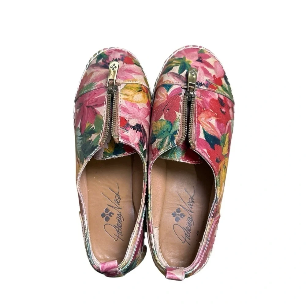 Patricia Nash Women’s 6 Eva Floral Leather Espadrille Zipper Slip-On Flat Shoe